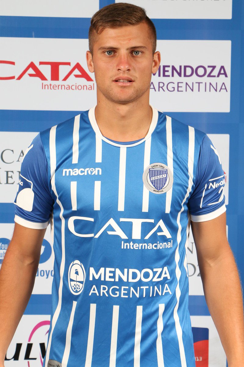 Club Godoy Cruz On Twitter Superliga2018 Uno Mas Leandro Lencinas Categoria 1995 Hace Su Debut Oficial En Primera Division Con La Camiseta De Godoycruz Vamostomba Https T Co J0a1peolnb