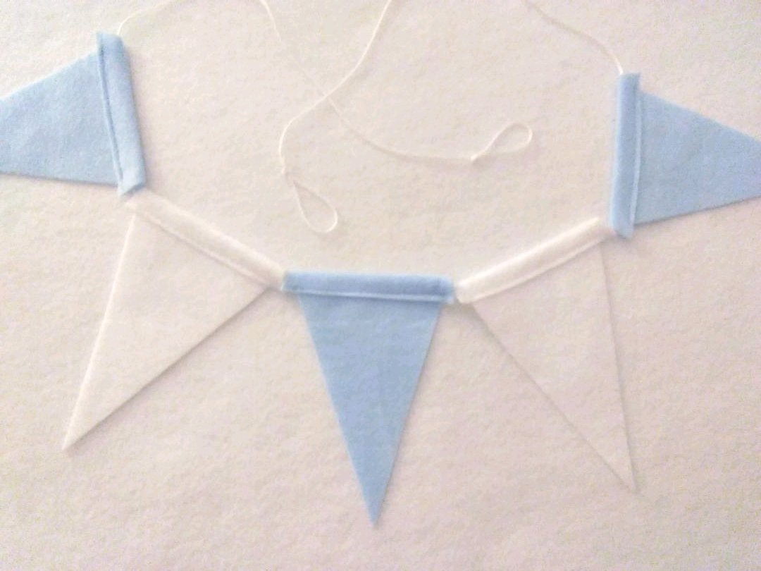 northeastpennan's tweet photo. #etsy shop: Solid 6 X 10 Blue and White Blank Felt Banner Bunting Garland - 7 FT https://t.co/U1yvhMhdQw #papergoods #blue #babyshower #white #pompompennants #pennantflags #pennantbanners #felt #northeastpennants https://t.co/Z2Qpxlpk4X