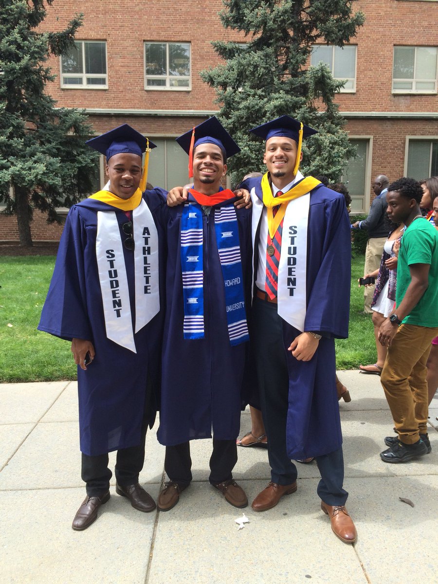 katwoman_81's tweet photo. LOVING that #BlackMenSmiling is trending! Had to share one of my favorites! #Howard1867 #Howard150 https://t.co/igBcrLsE2J