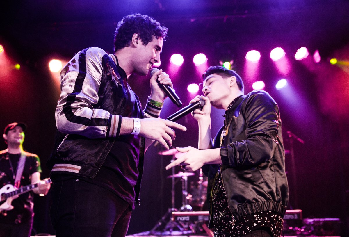 yisingkao's tweet photo. . @SamuelTsui and @CaseyBreves performed their Thinking Out Loud/I'm Not the Only One mashup!❤ https://t.co/LZ4BxN04it