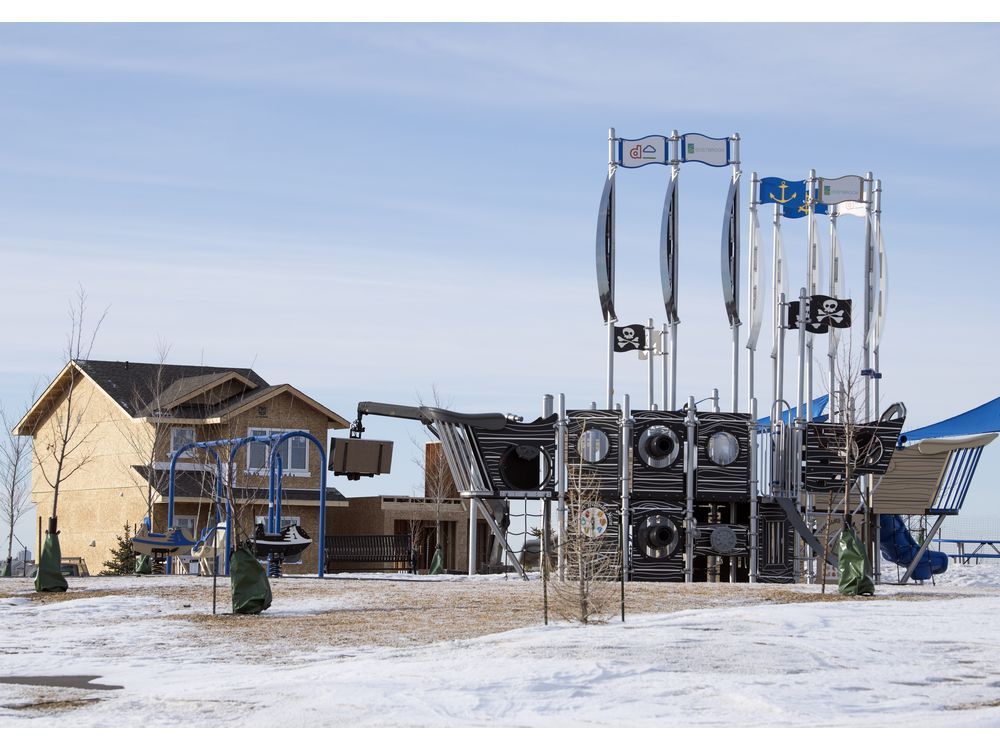 TaurusProj's tweet image. Saskatchewan sees drop in housing construction as Alberta booms buff.ly/2DLQOI6 #housingconstruction #homebuilding