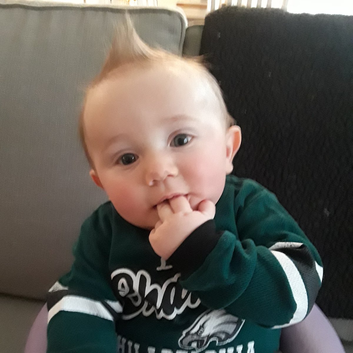 letie1979's tweet photo. @Eagles https://t.co/KV4ktbdOvy