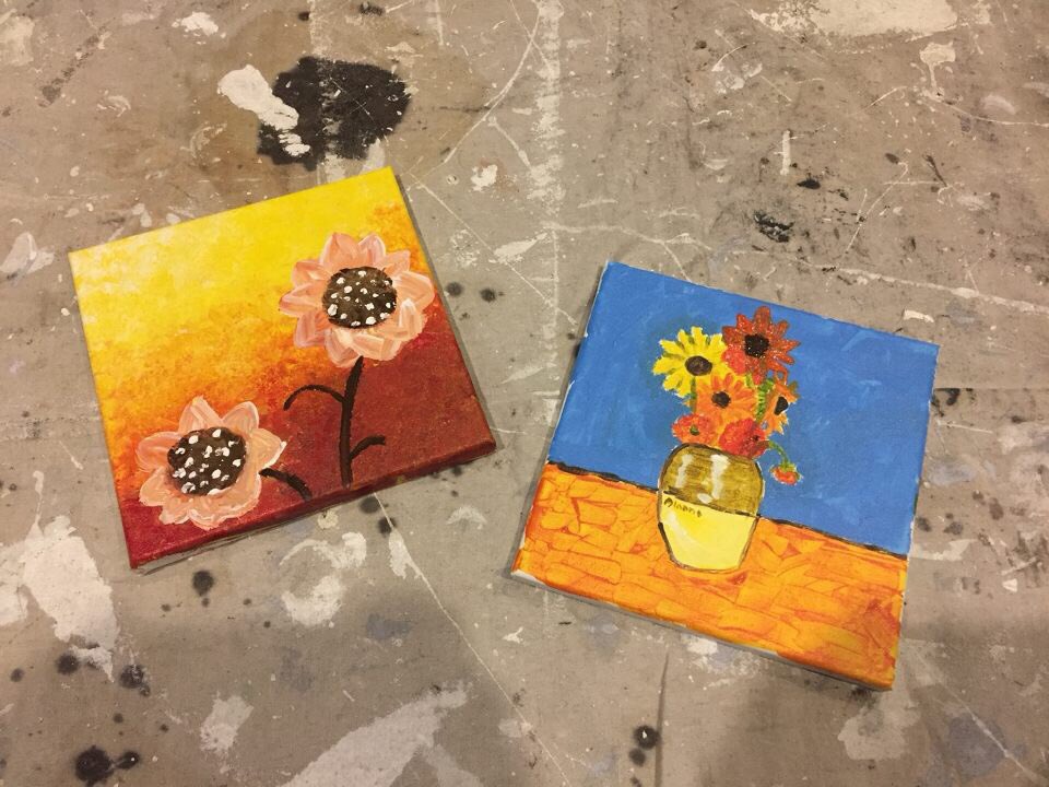 BradleydDeirdre's tweet photo. @EC1804Society Paint Night @EmmanuelCollege #FoundersWeek2018 π»π¨ https://t.co/gKTH1oduzG