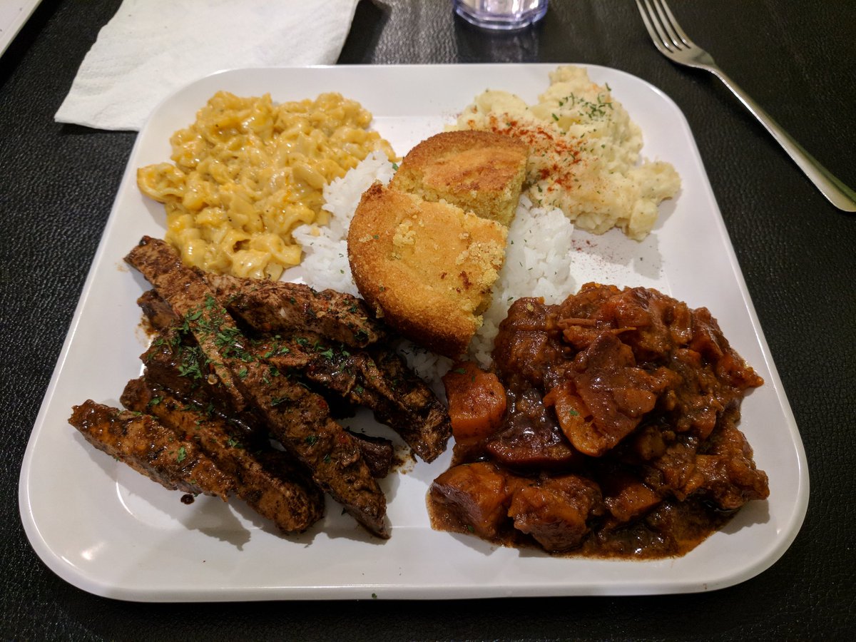 Imaginarykitchn's tweet photo. This is not what i expected when i saw "vegan café" but hot damn is this food phenomenal 10/10 @SoulyVeganCafe https://t.co/ZJUY8u54pF