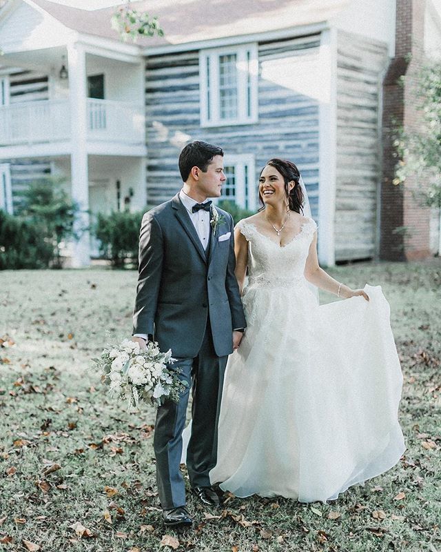 thepinkbride's tweet photo. How precious are these two at Memphis' Hillwood at Davies Manor? ❤️
.
.
.
.
#thepinkbride #pinkbride #pink #pinkpro #bride #groom #brideandgroom #bridal #wedding #weddingplanning #memphis #memphiswedding #venue #weddingvenue #memphisvenue #tennessee … https://t.co/NMy8020vgE https://t.co/Z8K2rlMpxU