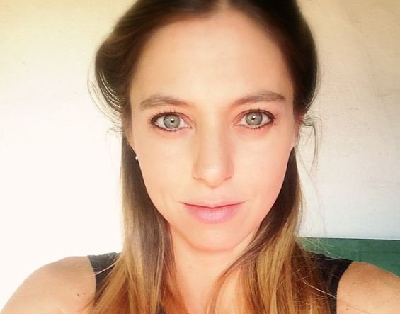 EstiloMujerNews's tweet photo. ¡Para no creer! Mariana Derderián reveló su inusual secreto para que el rubio teñido no se ponga verdoso. ¡El secreto está en la cocina! Averigua cuál es AQUÍ 😮👉https://t.co/JC6mWKDhns https://t.co/sqcoGBBhr3