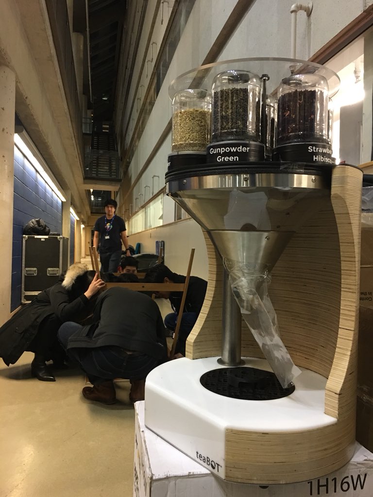 munin_kim's tweet photo. .@myteabot + @DeloitteDigi_CA setting up at QHacks https://t.co/AMXOiIbObL
