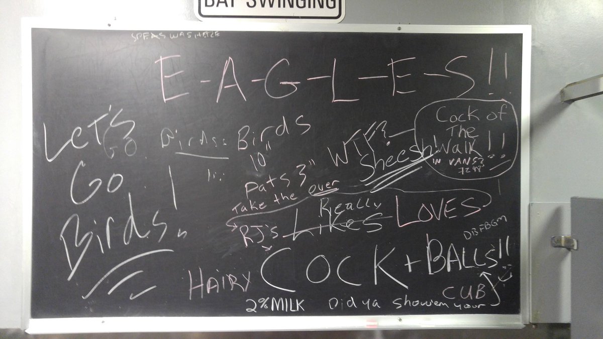 bottomfeederco's tweet image. #FlyEaglesFly