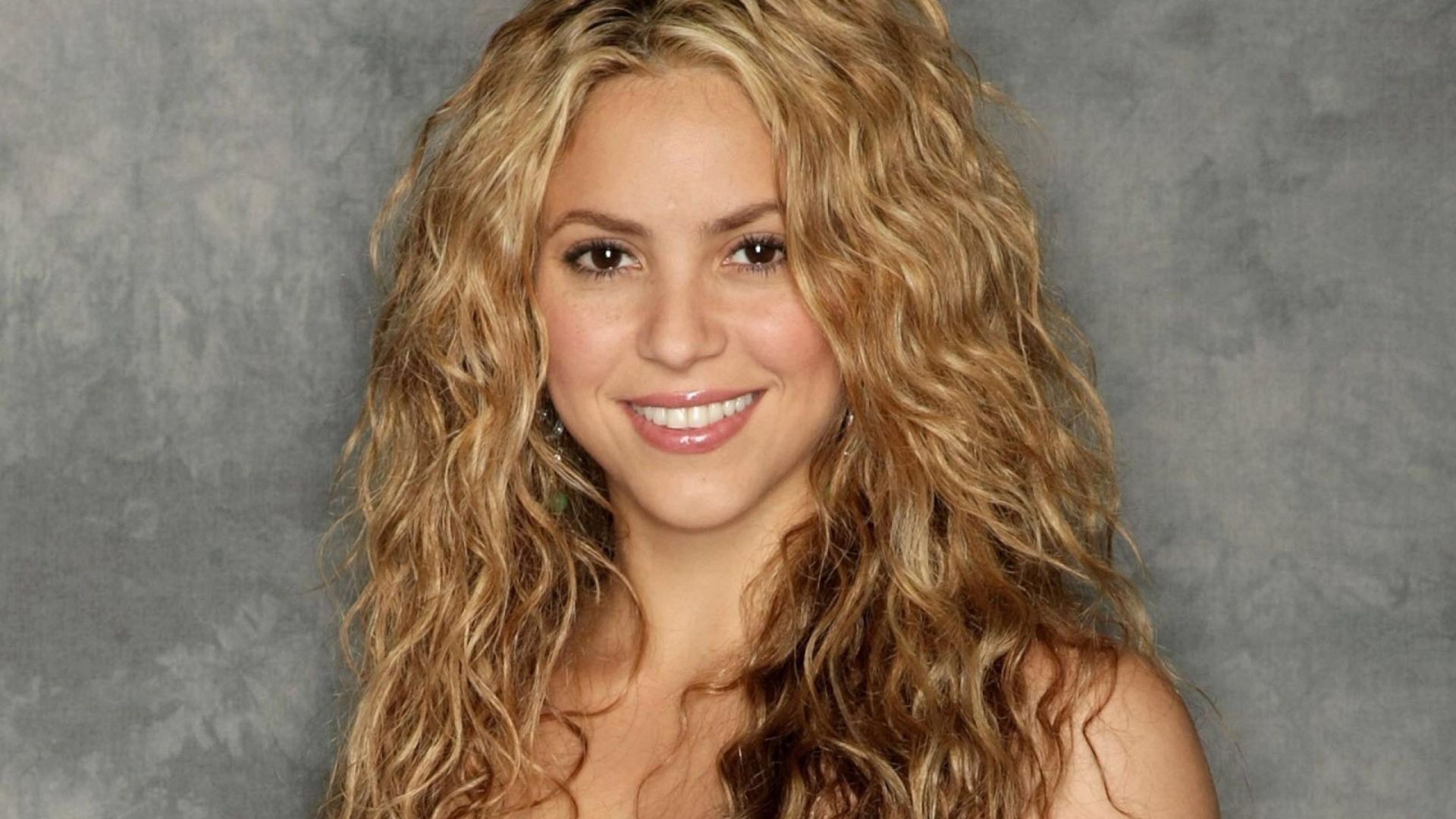 Happy Birthday Shakira!   