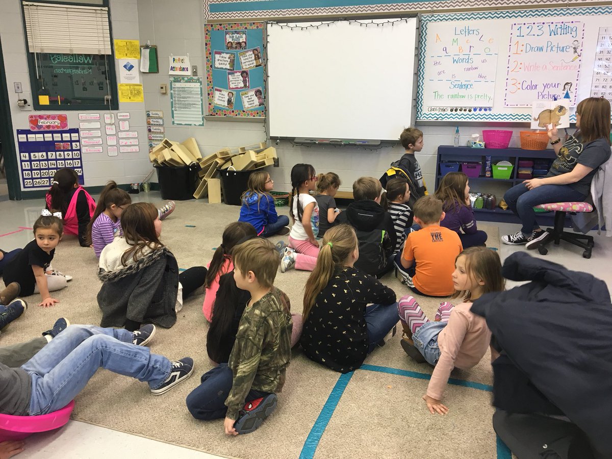 Mrs. Wellesley read us a book today about Groundhog Day. We also watched a video of Punxsutawney Phil. #readingbuddies #greatman #iteachsecond #sheteachesk <a href="/WellesleyKinder/">Stephanie Wellesley</a>