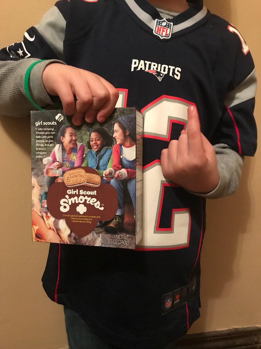 GSCWM's tweet image. One s'more Super Bowl win! Stock up for game day. Be the game day host with the most! Find your cookies http:/bit.lyGSCWMCookies
Go New England Patriots!! #SuperBowlLII #NotDone #GirlScoutCookies