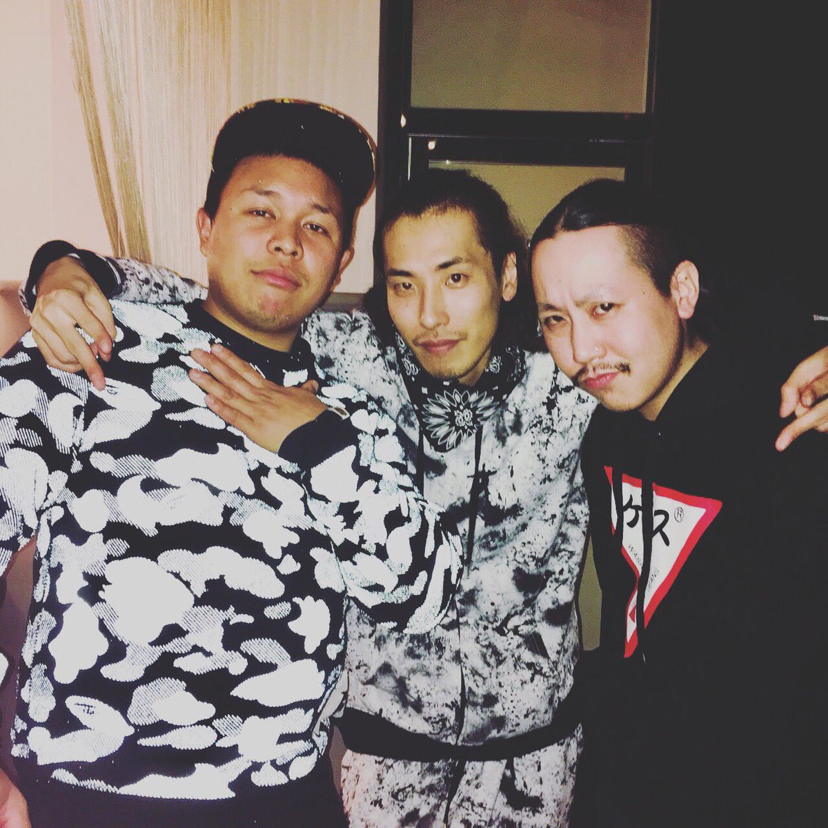 kool0924's tweet photo. 昨日の1枚。

A-PACHE @A_PACHE122 
FUNKY☆池田 @funky_ikeda 
杉田くーる @sugitakool 

#1987 #Delish #LABTRIBE https://t.co/0O8U4ADAci