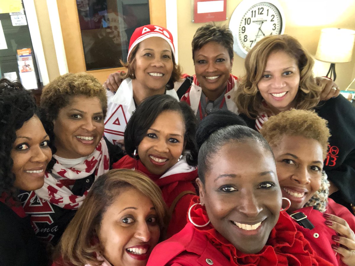 epcpdst's tweet photo. We see you EPCP!! Today is National Wear Red Day!! EPCP goes RED for Women!! #EPCPDST #EPCPgoesRED #GoRedForWomen #DST #SouthernRegionSelfie #WearRedAndGive #HealthyHearts #NationalWearRedDay https://t.co/CmkKWA0X2i