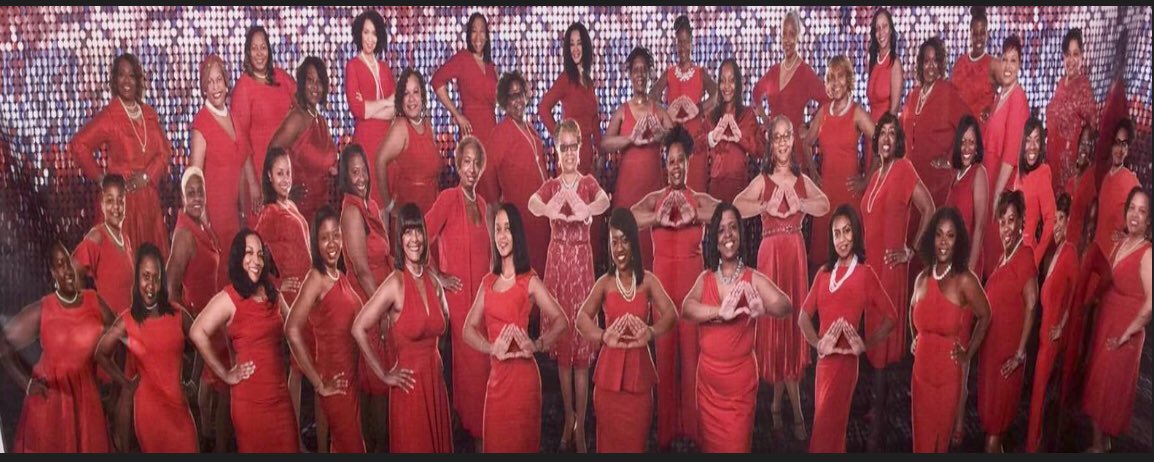 epcpdst's tweet photo. Today is National Wear Red Day!! Our 137 Miles of Distinction go RED for Women!! #EPCPDST #EPCPgoesRED #GoRedForWomen #137MOD #SouthernRegionSelfie #WearRedAndGive #HealthyHearts #DST #DSTinc1913 #DST1913 https://t.co/uowbCO7csj