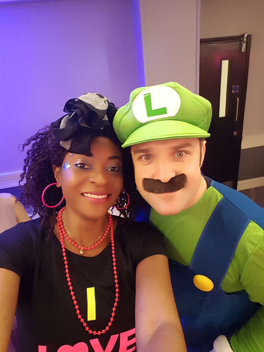 HIBrentfordLock's tweet photo. Our 80’s inspired staff party recognising the effort our team has achieved in 2017. Letting ur hair down &amp; having fun!!@RedefineBDLSale @SteBench @JoinIHG https://t.co/Zv6vYKfyN3