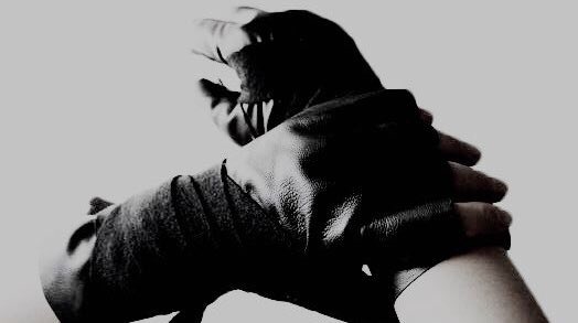 YVKVERS's tweet image. — “I fight to save the light.”

🌕 Lane Holdo
🌖 4+ Years experience on many platforms 
🌗 Daughter of Admiral Holdo
🌘 Canon &amp;amp; AU
🌑 Possible Dark Themes 
🌒 Descriptive
🌓 Still learning about verse
🌔 Looking for Mains (both OC &amp;amp; Canon)

RT?
Like/Fave for DM &amp;amp; Plotting

#SWRP