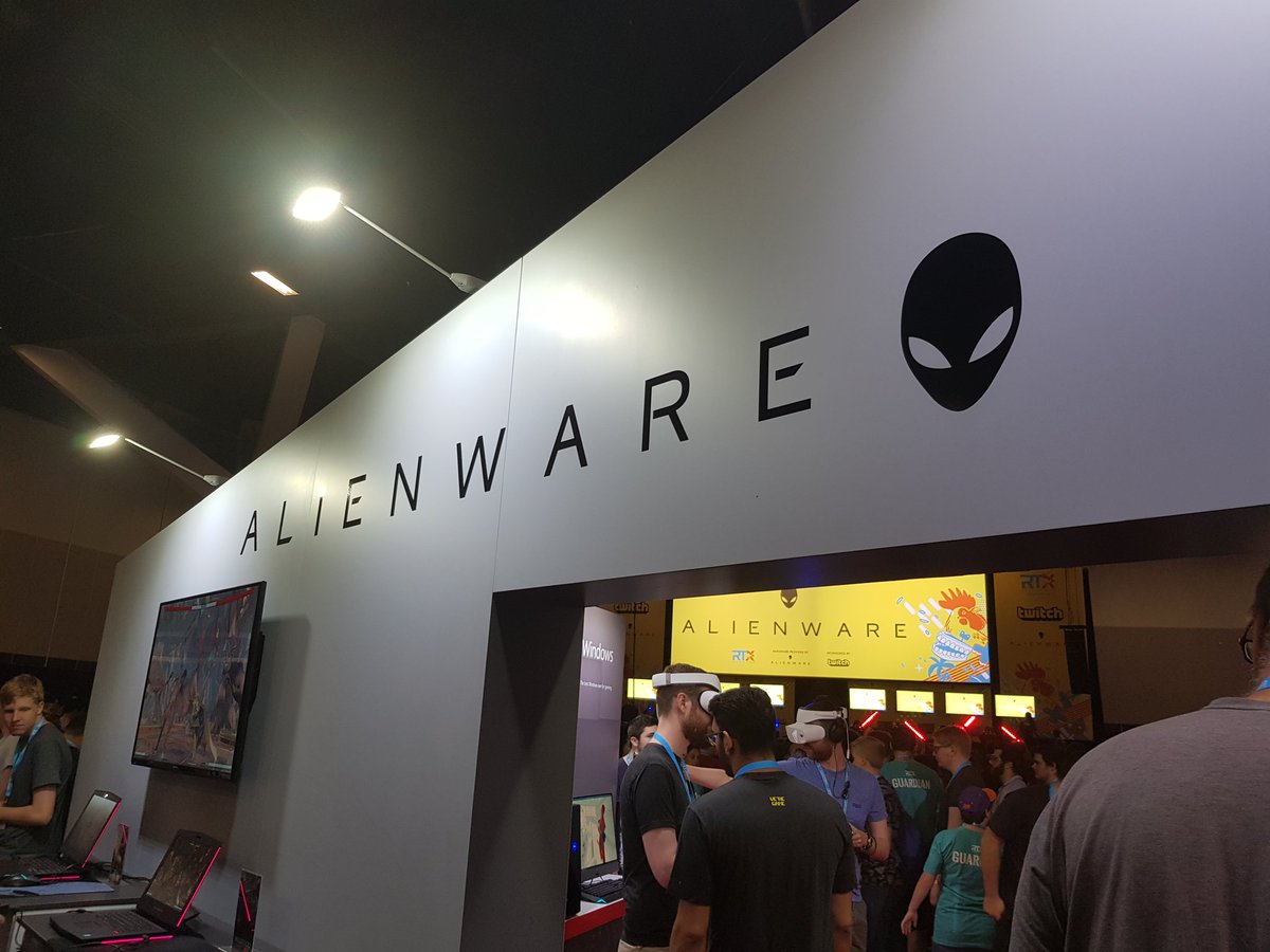 TheLoadedGamer's tweet photo. Chilling at the @AlienwareOz booth @RTXSydney.  Playing some #PUBG https://t.co/Hp36mI3r5a