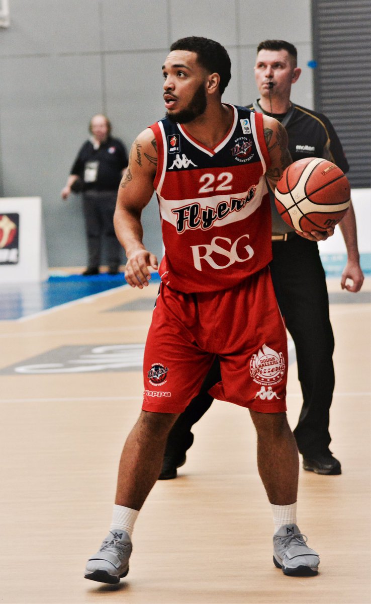 BBLFAN_'s tweet photo. @BristolFlyers 📸💯🏀 https://t.co/MSE9oE4ipk