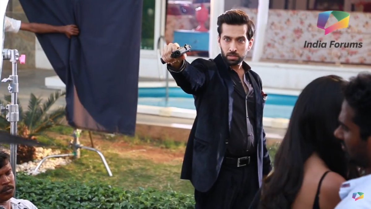 kruti_96's tweet photo. Its a promo of Annika dying😲😲#ishqbaaaz https://t.co/ZWT6Cv12KA