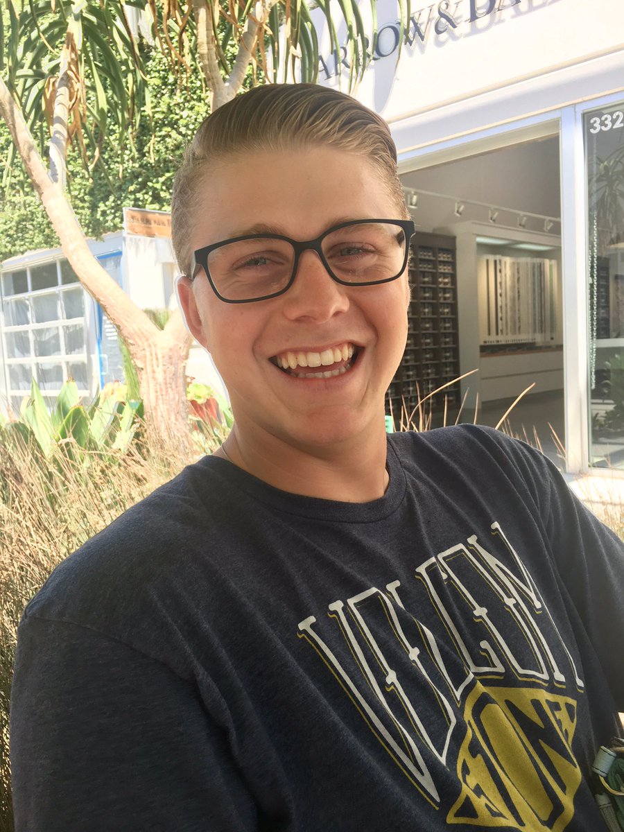 jennaeverson's tweet photo. Happy birthday @blake_mielke36  I love you so much, honey. You make my life and the lives of those around you so much better. Enjoy a year of being 19 ❤🎂🎉🎈 https://t.co/I0v3pAroX1