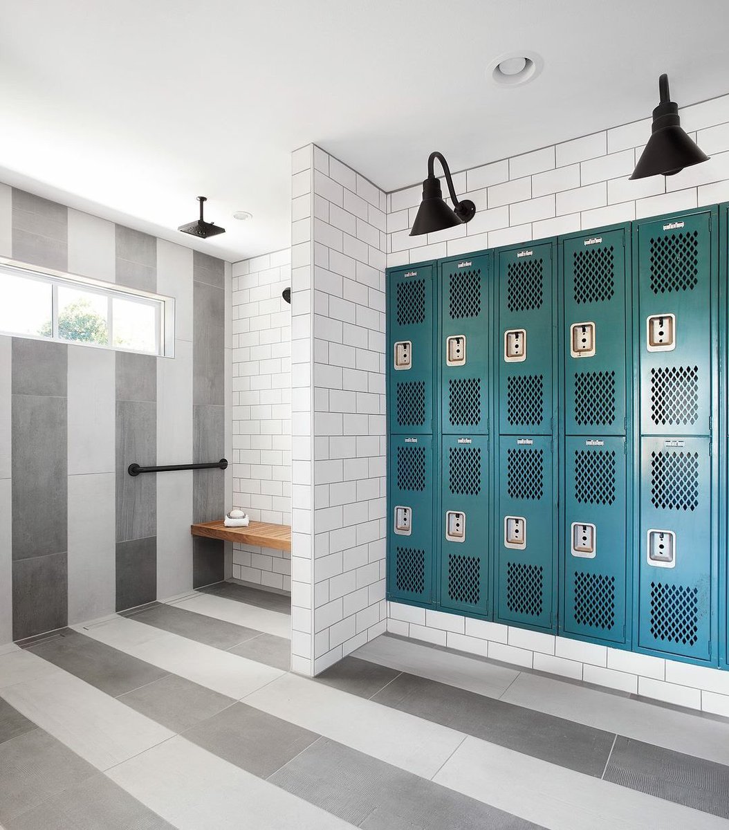 joannagaines's tweet image. I’ve had these lockers for years and saved them because I knew one day I’d find the perfect project for them. I just love them in the Copp boy’s washroom from this week’s #fixerupper #funandfunctional #magnoliadesignandconstruction