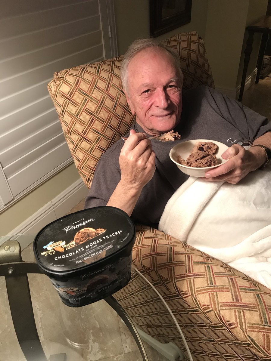 Just made my dad’s night! Chocolate Moose Tracks!
#MooseTracks <a href="/Moose_Tracks/">Moose Tracks</a>  <a href="/Publix/">Publix</a>