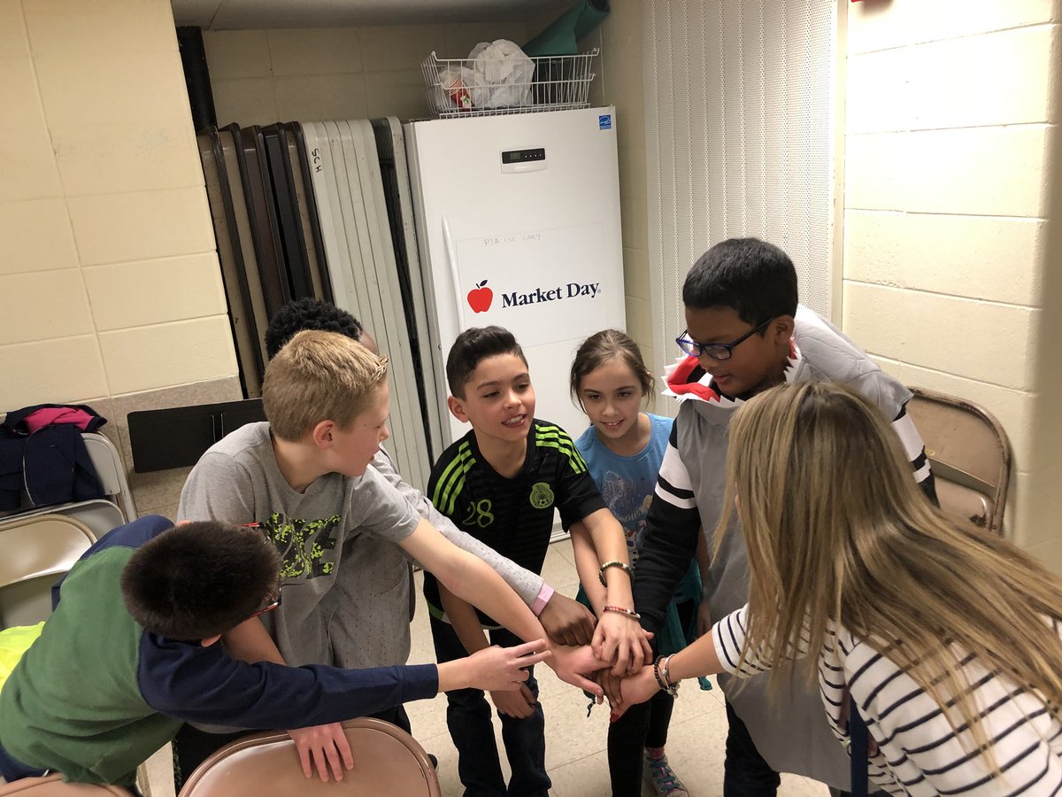 A big shout out to our Student Council officers who successfully ran their first awards ceremony of the school year! Way to go team! #d45learn4life #SchaferSharks