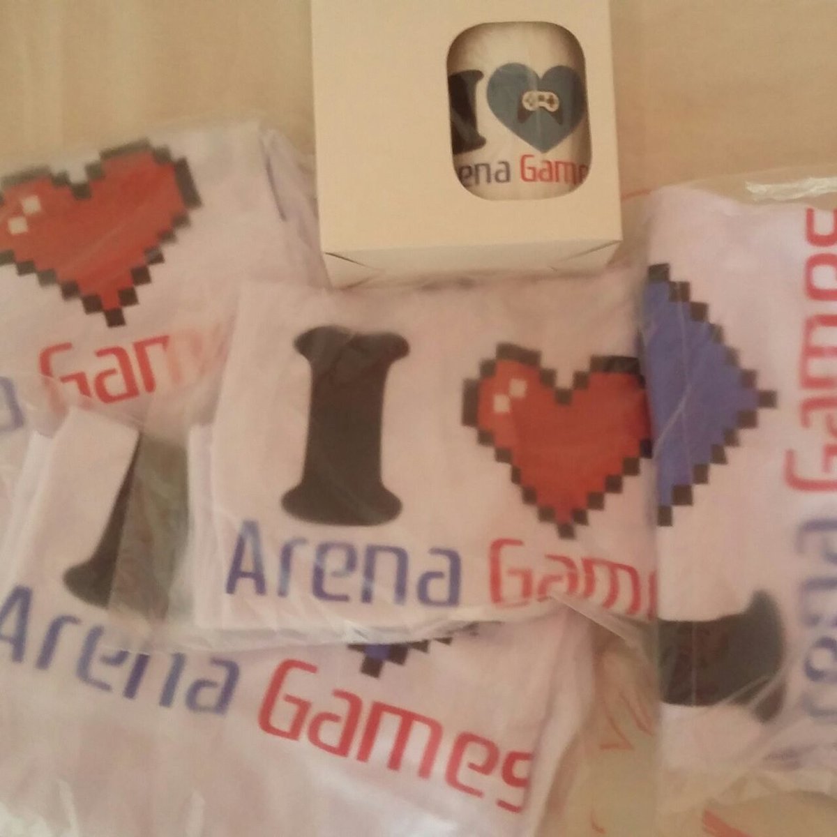 ArenaGamesBA's tweet photo. Vai dando RT que logo tem sorteio de brindes viu galera!!!👀
#CPBR11 #ArenaGames #usetelecom #UsePatrocina https://t.co/s56s5QDTHt