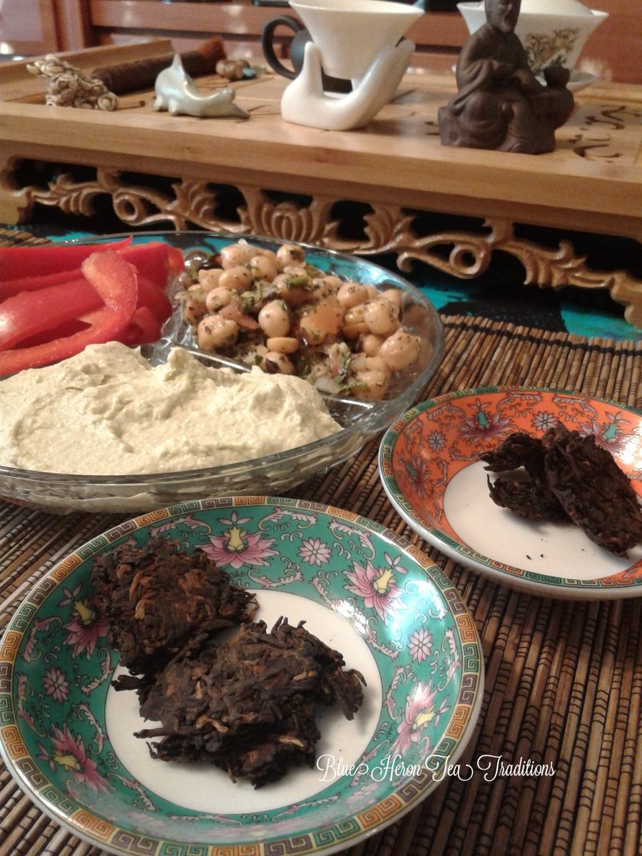 TeaHeron's tweet photo. Samples of Puerh tea we are about to steep Gongfu cha style, and a little plate of snacks. What a Tea Tasting 👀 like at BLUE HERON TEA TRADITIONS. https://t.co/m4oc7fEplG