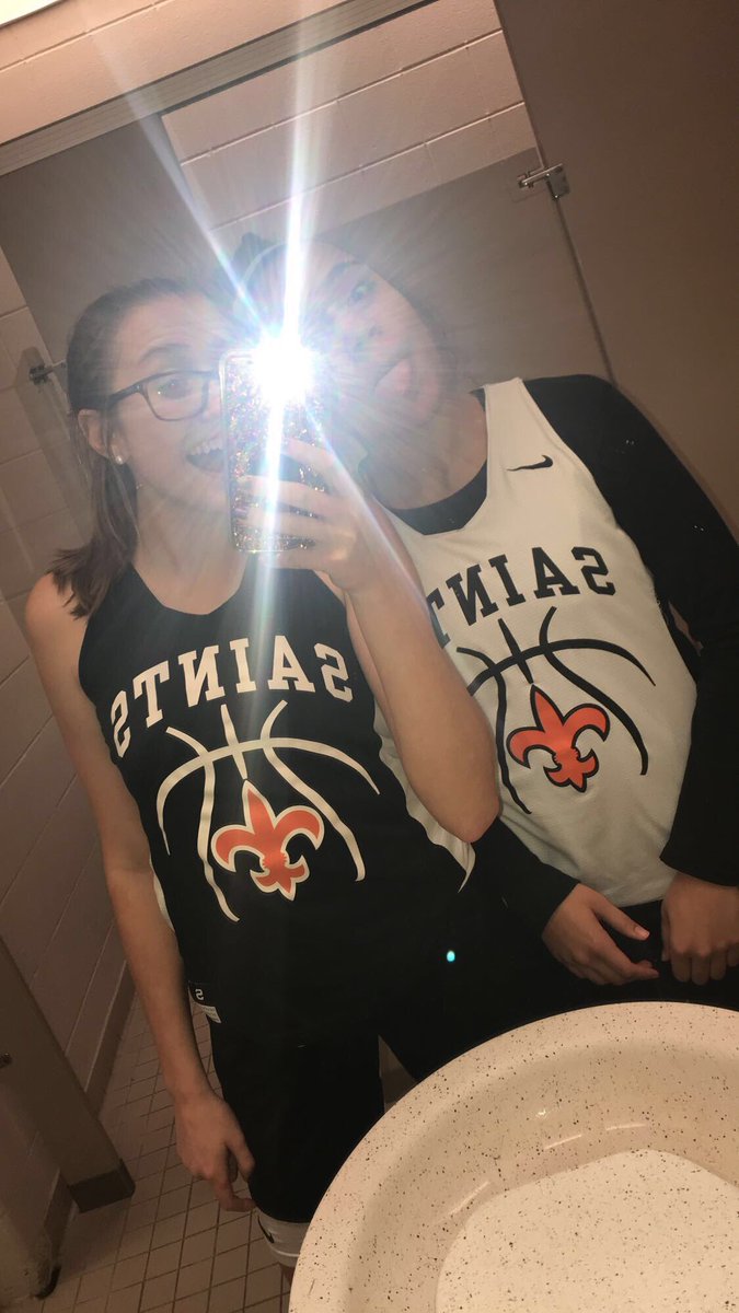 njordan_15's tweet photo. Happy birthday Beyoncé !!!! I️ love you sososo much, so glad I️ get to spend it w you T 💗😚 @SheadTaylor https://t.co/TkVFd31TPd