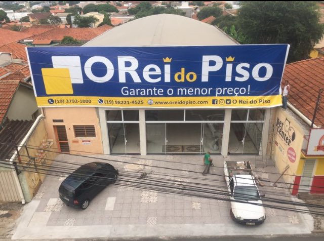 oreidopisolim's tweet photo. Já da pra ter uma noção de como está ficando a fachada da segunda loja #OReidoPiso no centro de Limeira-SP! https://t.co/PZZQVxgAW3