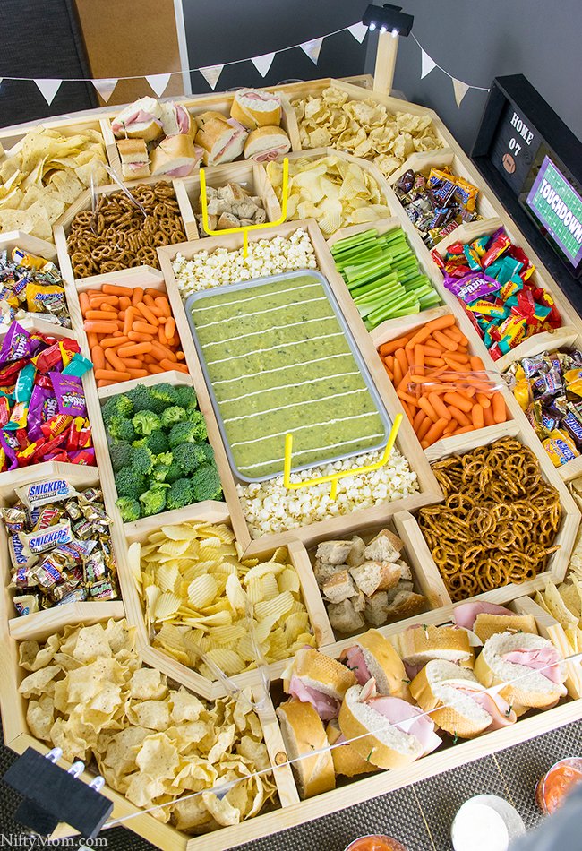Check out this incredible DIY SNACK STADIUM!! footballgoals superbowl