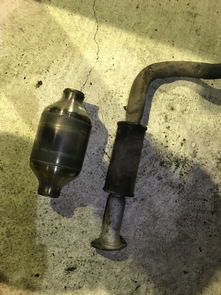 ノースラボ 最近4x4ツイートが少なかったので ランクル74にキャタライザーを付けてます 北海道で必要 と思いますが オーナーさんが東京に引っ越しするみたいです 規制前のディーゼル車は乗り入れも登録も出来ません ノースラボはa Pexキャタの協力