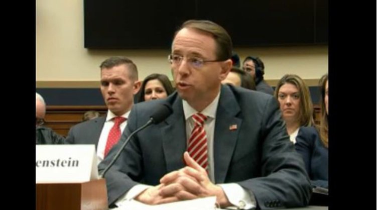 Trump won't say whether he's planning to fire Rosenstein bit.ly/2DYSMVI?utm_so… https://t.co/kl7GpYVgeZ