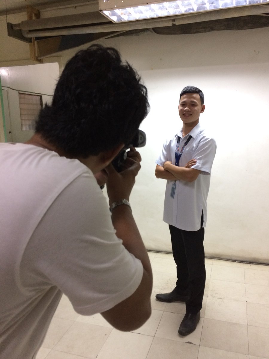 jhunefabs's tweet photo. and this is for real. 😍💛💛💛
#pictorial #LABAN #dilaw #collegestudentcouncil #iboto https://t.co/0pSQ5SfDEm