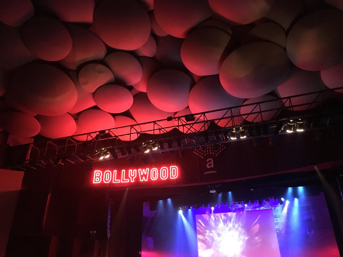 AngeldebritoOk's tweet photo. Y después fui a ver @BollywoodOK qué por segunda vez me pareció genial 🤙🤙🤙👏👏👏👏@muscarijoseok https://t.co/R0V4am5Cdk