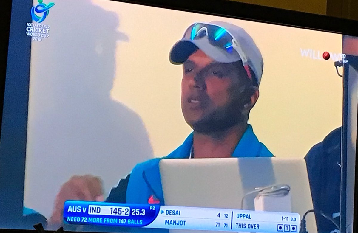 Devika_13's tweet photo. Missed seeing ‘The Wall’ as part of the playing 11 World Cup winning team in 2011. 
51 runs away from seeing him achieve that glory as the team Coach! ❤️❤️ https://t.co/xxGwQDeJoX