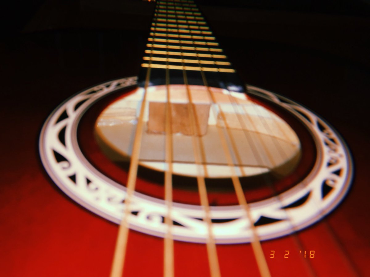 Hujicampics's tweet photo. 🎸🎸 https://t.co/Pb3LcGggAR