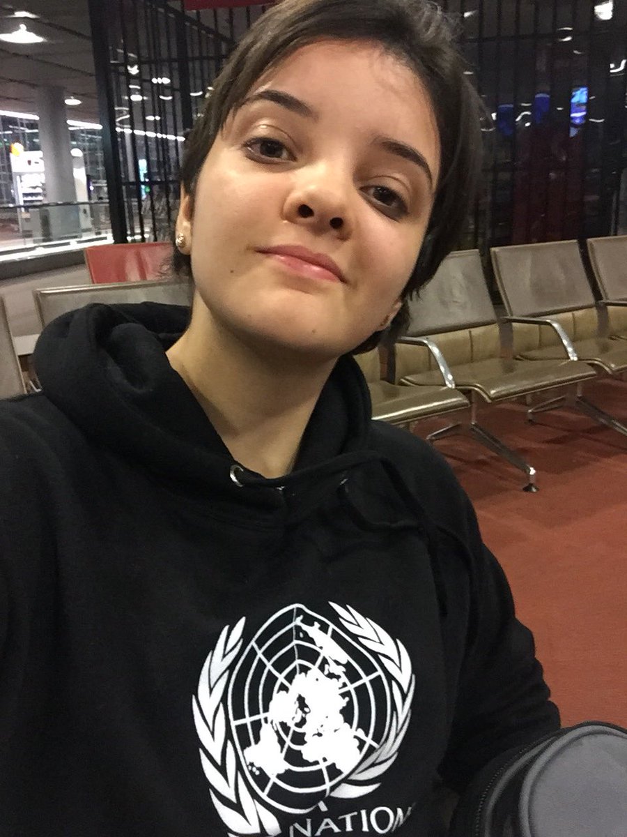 s_belhassine's tweet photo. Heading back to #Tunisia with my tired face and my super cool hoodie from the @UN headquarter! #ECOSOC2018 with #YLP3 was a wonderful experience. Thank you @YLP332 , thank you @UNDP for this amazing opportunity. https://t.co/42ZqyAjd71