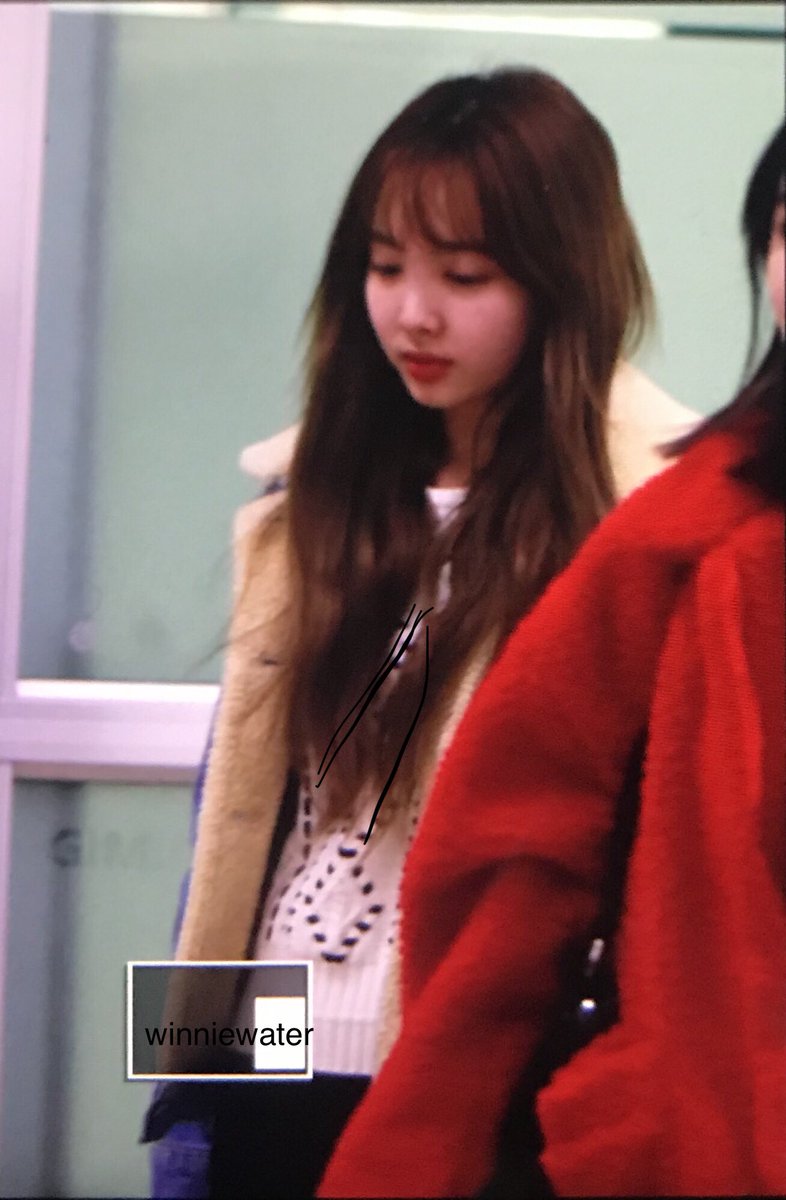 180203 김포 프리뷰 

#트와이스 #쯔위 #나연 #다현