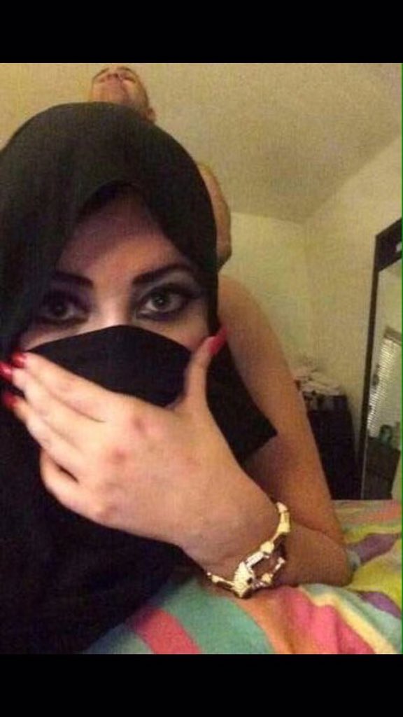 soam634's tweet photo. @DOOCtX8F5ZugoDS ابيك تزغب خالتو https://t.co/ikShzqtggy