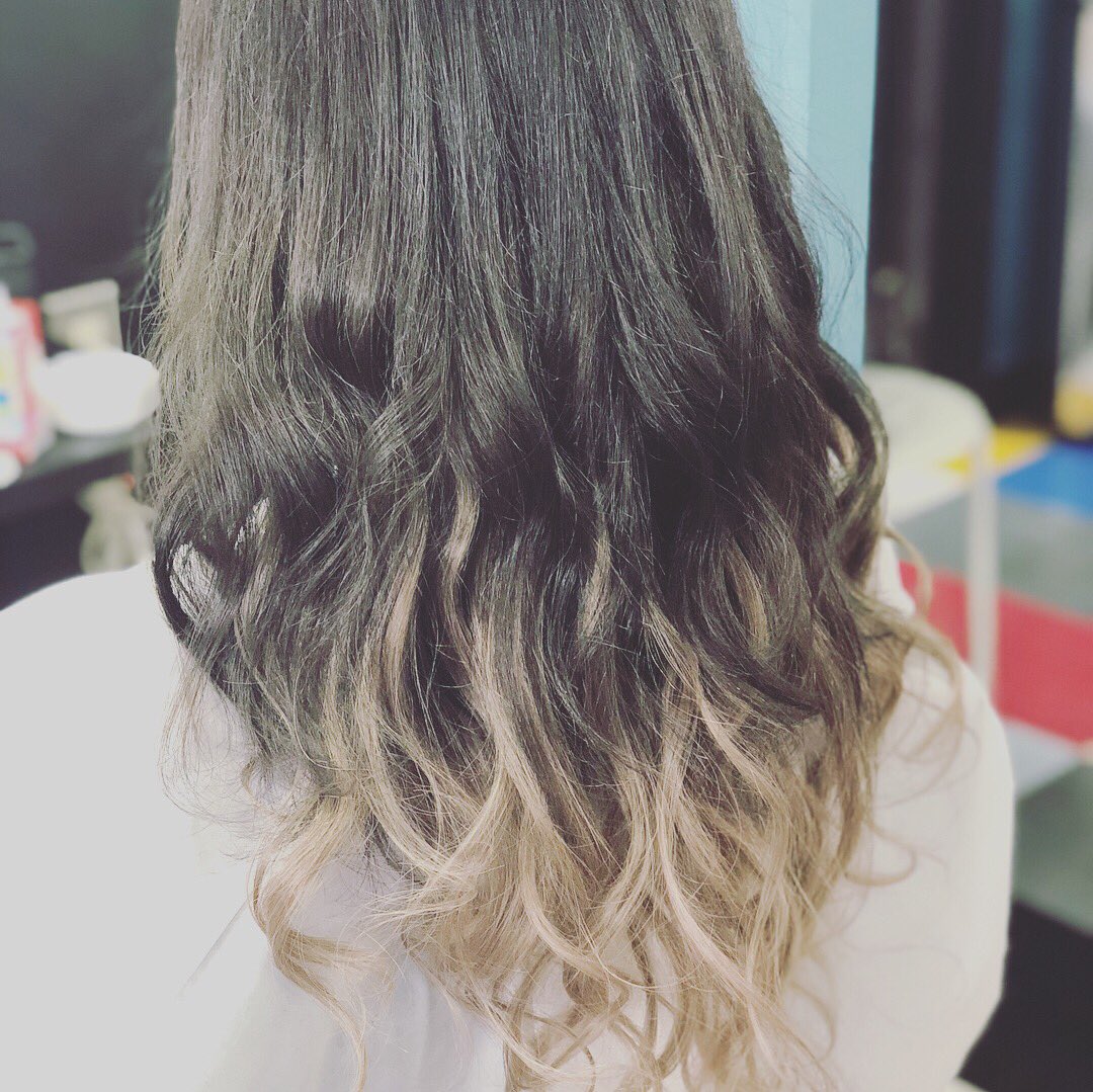 Spiceheads 安定グラデーションカラー グラデーションカラー Spiceheads 南越谷 スパイスヘッズ ヘアカラー スパイラルパーマ ブラック系 ヘアスタイル ダンサー 派手髪 コーンロウ ストリート エクステ T Co Ya5vv23gzi Twitter