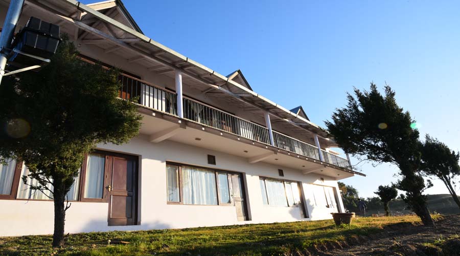 Get a cozy stay close to nature at The Alpine Chalet Resort Dhanachuli
#book #online #thealpinechalet #dhanachuli #dhanachulihotels
thealpinechalet.com