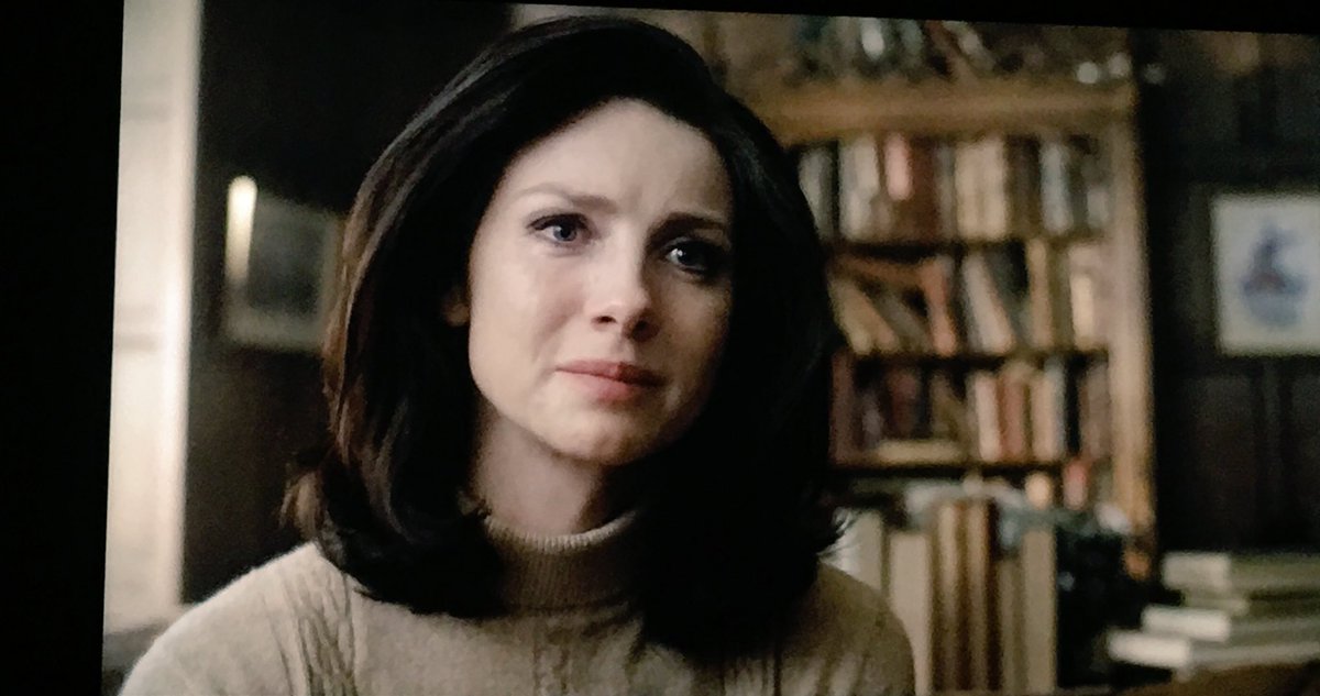 kaybtoo's tweet image. ‘Most important, Jamie loved you very much’ 
Bring on S4 and more magic Fraser moments 🙏🏻😍
But in the meantime...a little #OutlanderRewind is in order 😊
Ep213 a phenomenal episode in the series to date 👏🏻👏🏻👏🏻