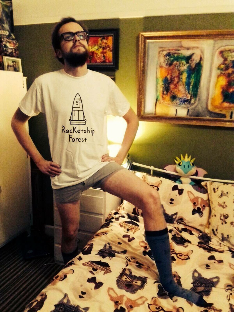 DON'T FORGET KIDS! Our first gig of the year is tonight at Seven Miles Out in Stockport. Entry is free. Smiles are free. High fives are £2.50.