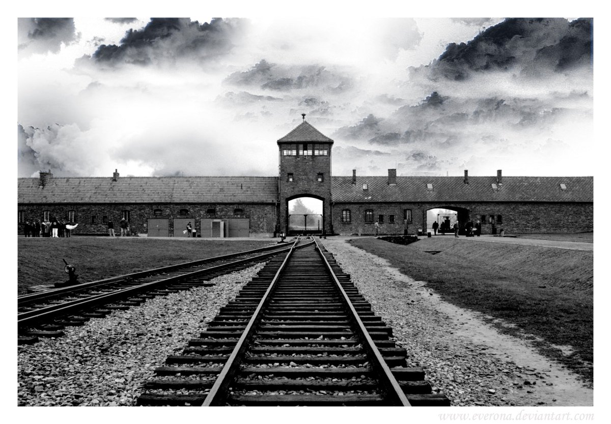 XBescos's tweet photo. "La lista de Franco para el Holocausto"
El régimen franquista ordenó a los gobernadores civiles (1941) elaborar una lista de judíos que vivían en ESP. El censo, que se entregó a los nazis, incluía datos laborales, ideológicos y personales de 6.000 judíos.
https://t.co/AWqN6oKOX0 https://t.co/KCqczTzAyi