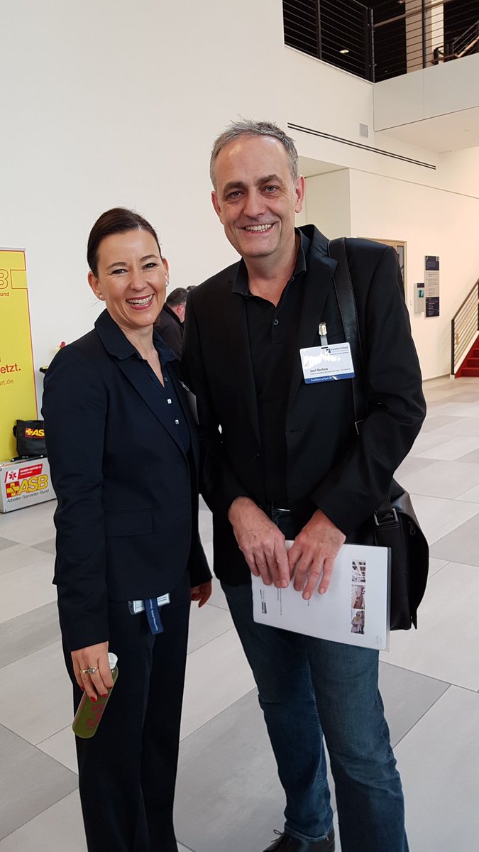 FranziNiedballa's tweet photo. Wir freuen uns @Axel_Rachow als Redner begrüssen zu dürfen #ExecEdFS @FrankfurtSchool https://t.co/0ooW8az1VL