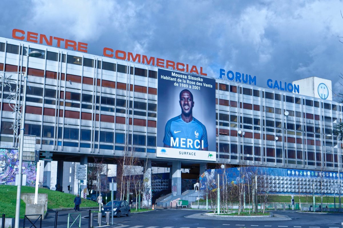LeBondyBlog's tweet photo. 🔴 À Aulnay-sous-Bois, un an après, les habitants racontent l'avant et l'après "affaire Théo"

Reportage de @Kozi_P et @arno237

➡️ https://t.co/tnRqfZrwVW https://t.co/LeVShT3y2H