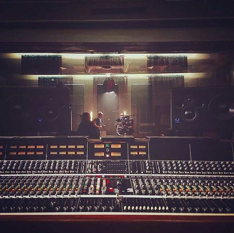 RAK_Studios's tweet photo. such a pleasure to have hosted #TheTemperanceMovement this week at RAK! Share your pictures at the studio using #RAKsnaps 📸 https://t.co/Bm260CTqjk