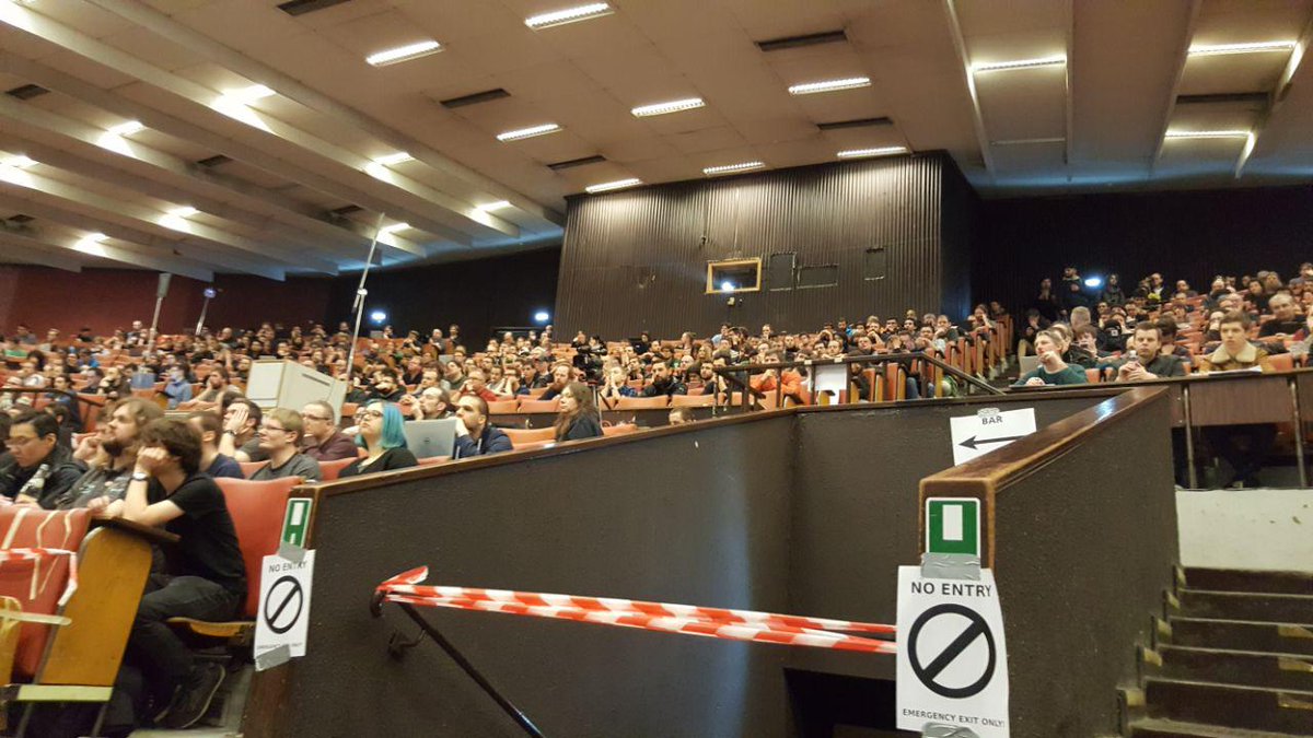 LibreLabUCM's tweet photo. ¡¡En directo desde el @fosdem !! Nos retransmite @Akronix5 , #LibreLabUCM en Bruselas 😎😎 ¿Alguien más por allí? 😜 https://t.co/ZWoUBHzrMC